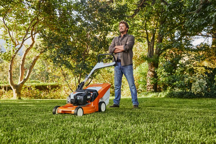 Stihl benzinmotoros fűnyírógép