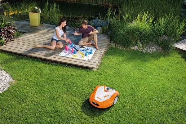 Stihl robotfűnyírók a Gyáli Kisgéptől